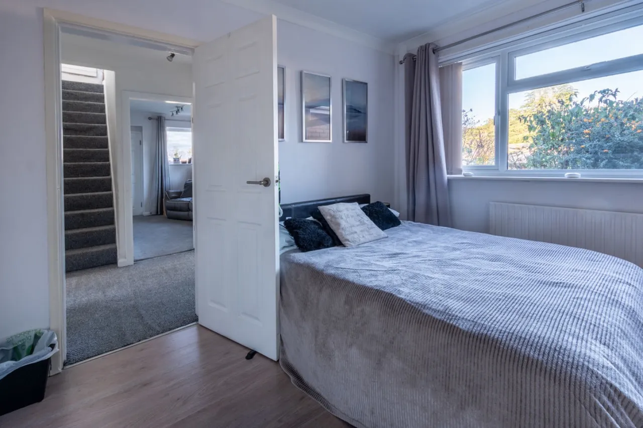 Arundel Drive, Worcester, photo 11