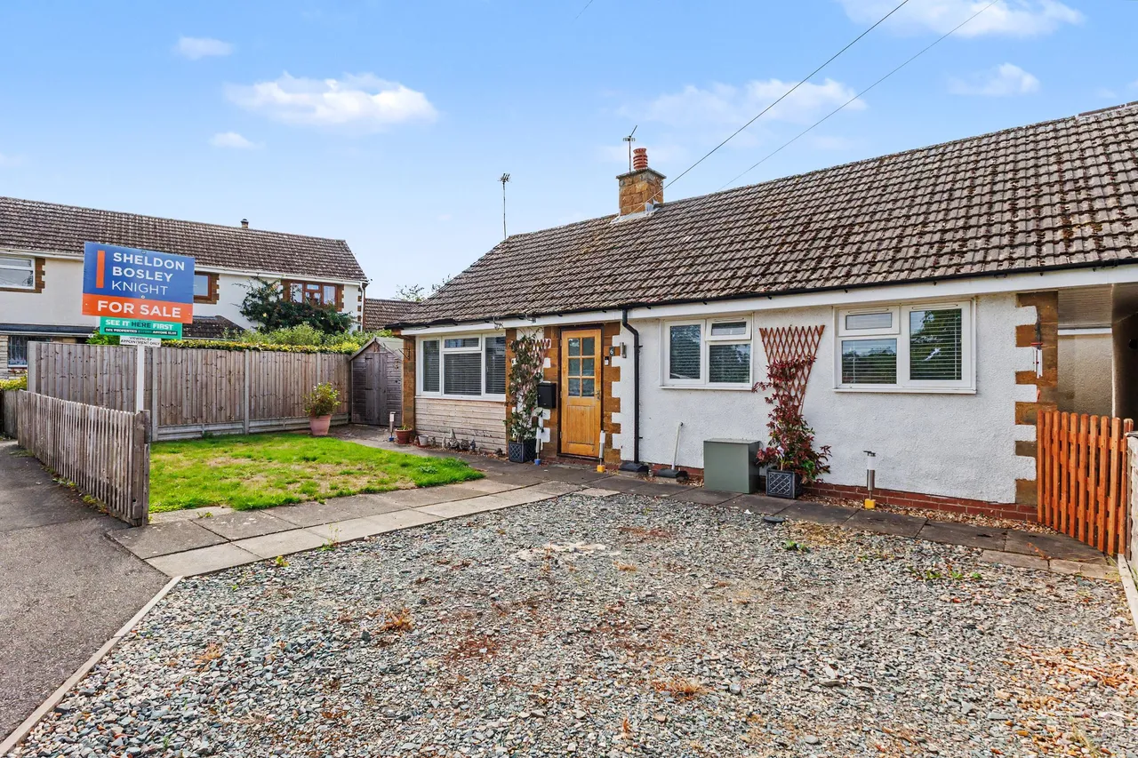 2 bed house for sale — Welchman Place, Tysoe, CV35