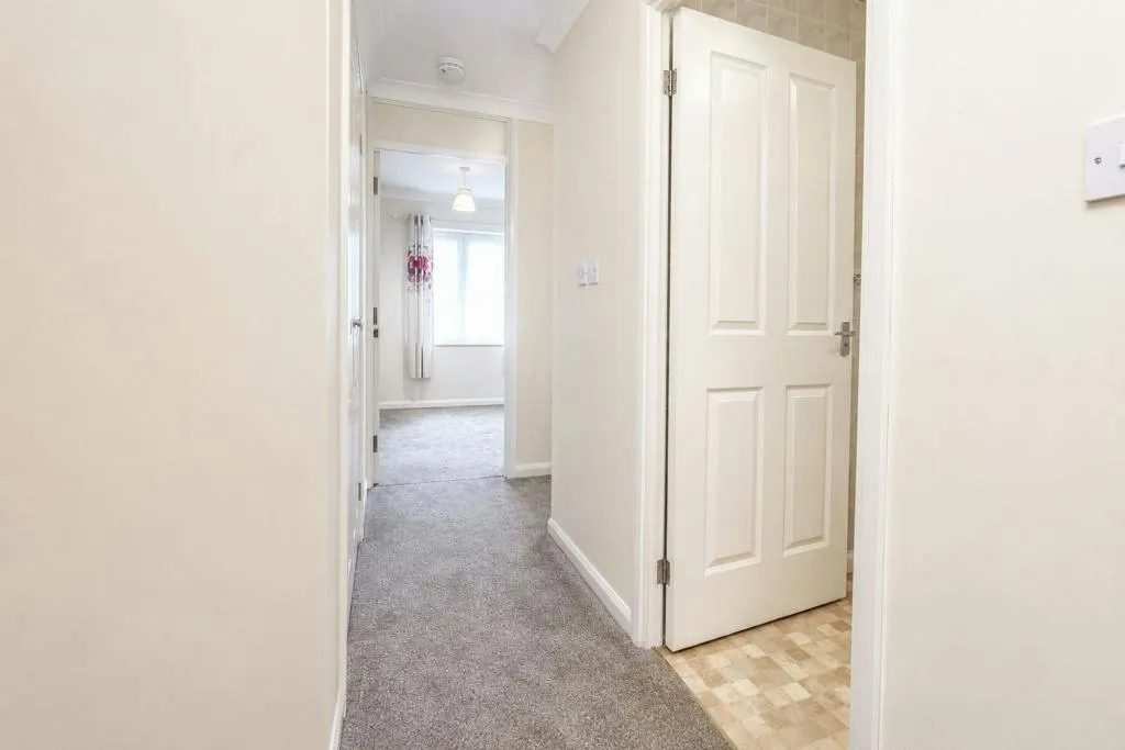 Ashley Court, Hatfield, AL10, photo 10
