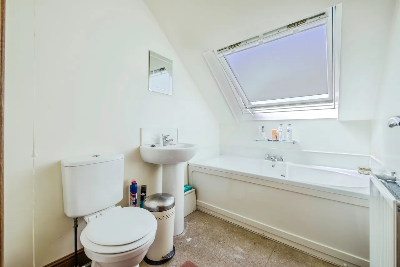 Church Road, Goodwick, SA64, photo 9