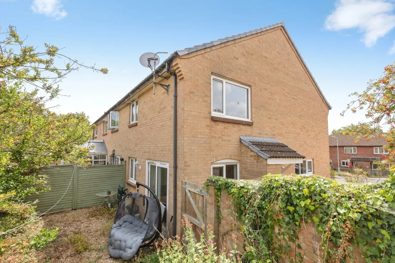 Allington Close, Taunton, TA1, photo 8