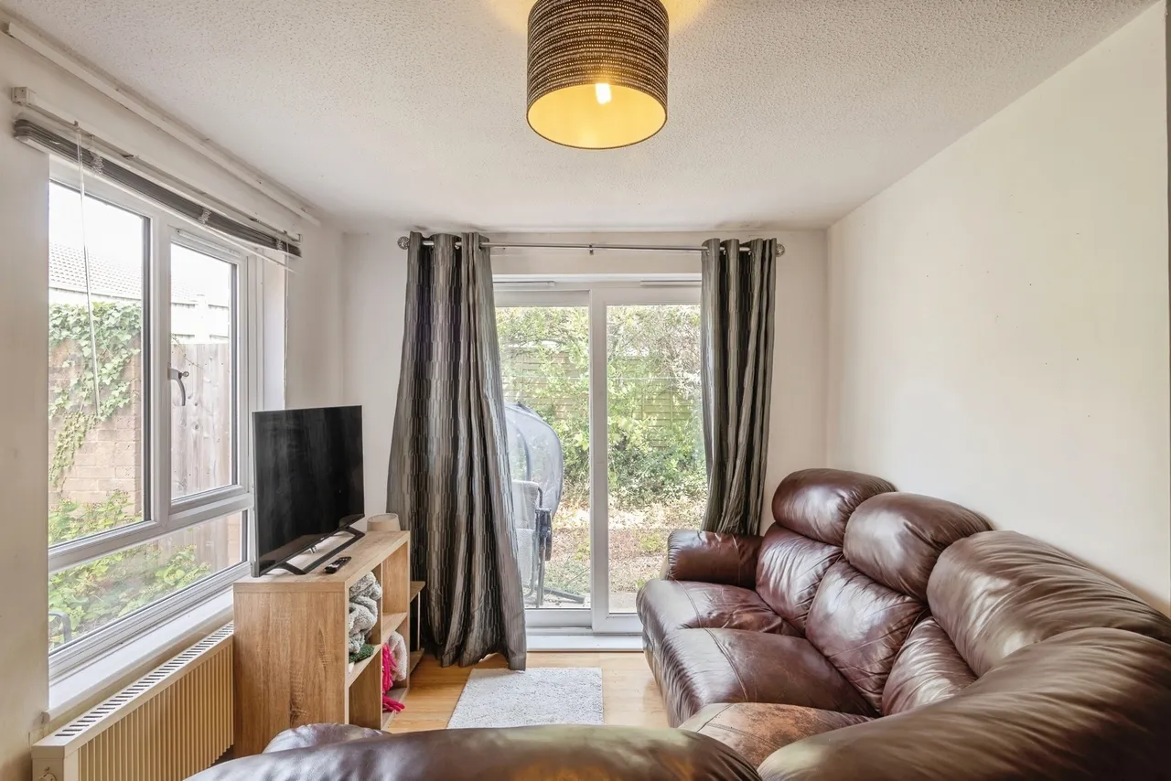 Allington Close, Taunton, TA1, photo 3