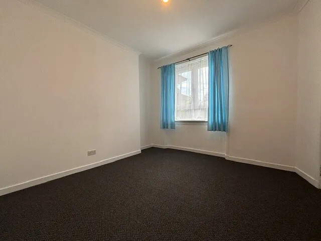 Calder Street, Govanhill, G42 7NU, photo 6
