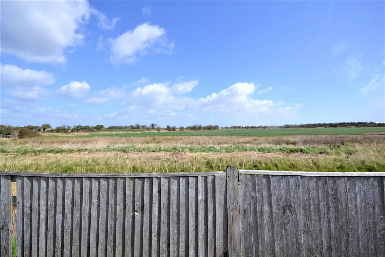 Tolkien Road, Eastbourne, East Sussex, BN23 7AQ, photo 12