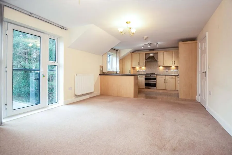 Cherry Orchard Road, Lisvane, CF14, photo 3