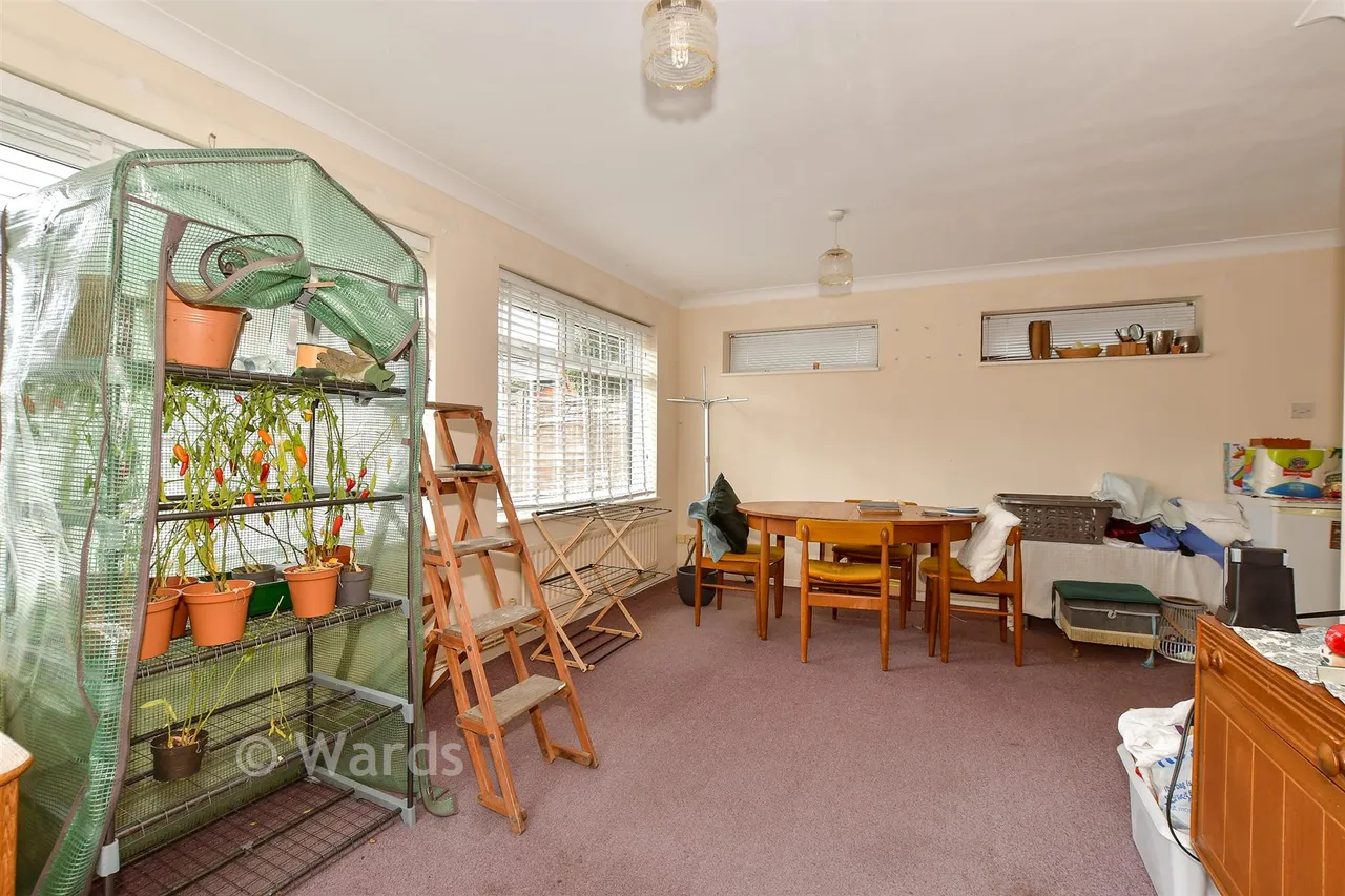 Brissenden Close, New Romney, TN28, photo 12