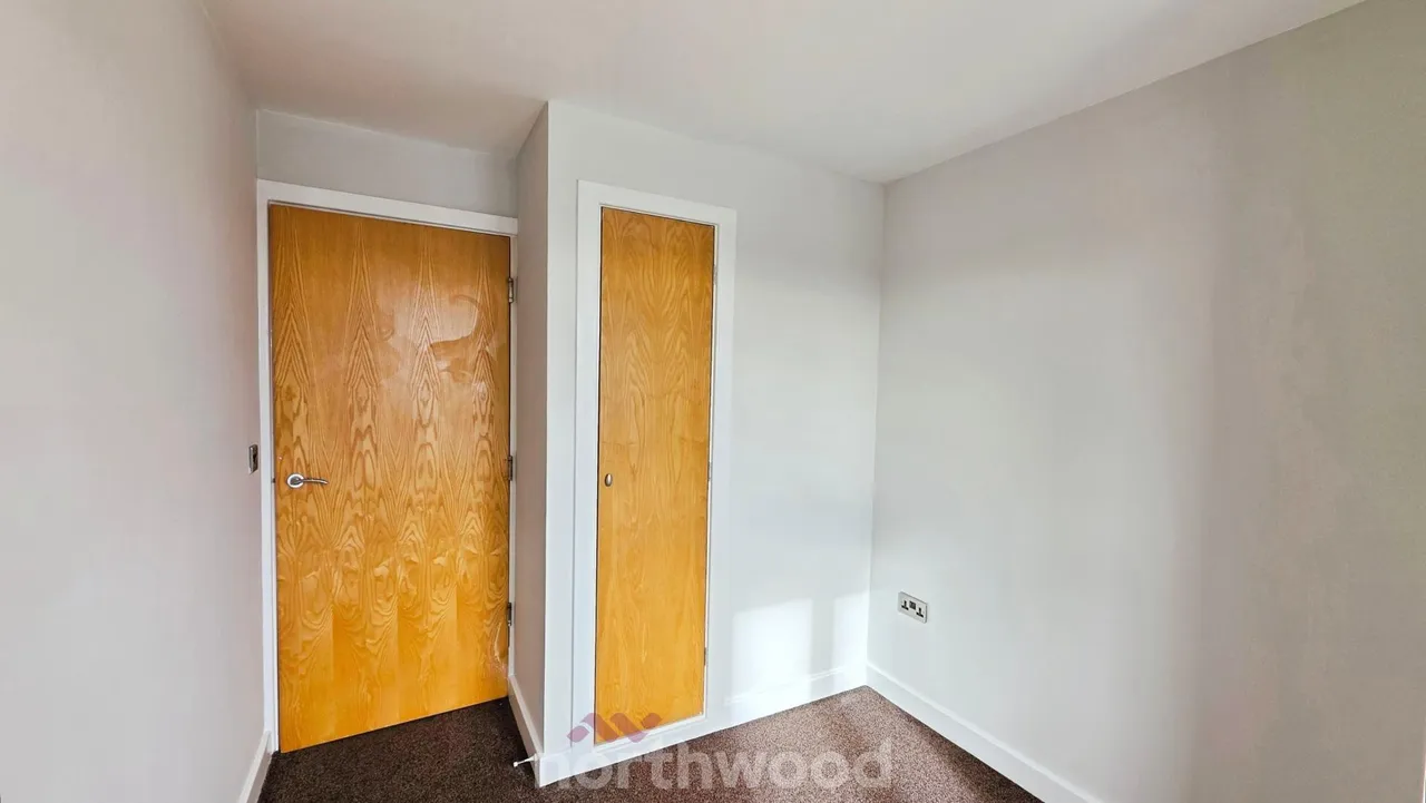 Low Road, Balby, DN4, photo 11