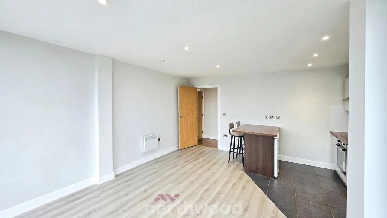 Low Road, Balby, DN4, photo 7