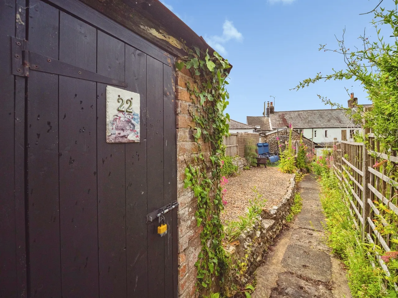 Dorchester Road, Maiden Newton, DT2, photo 13