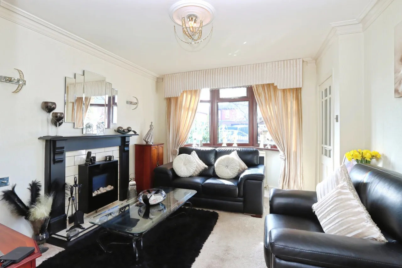 Lister Crescent, Sheffield, S12, photo 2