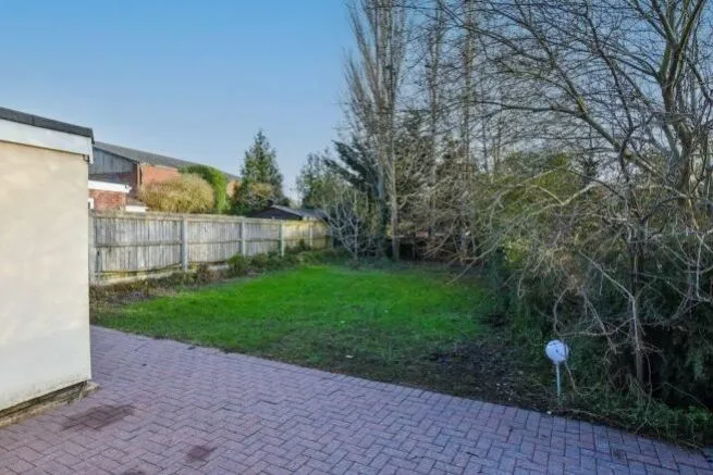 Shrivenham Road, Swindon, SN1, photo 17