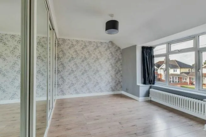 Shrivenham Road, Swindon, SN1, photo 9