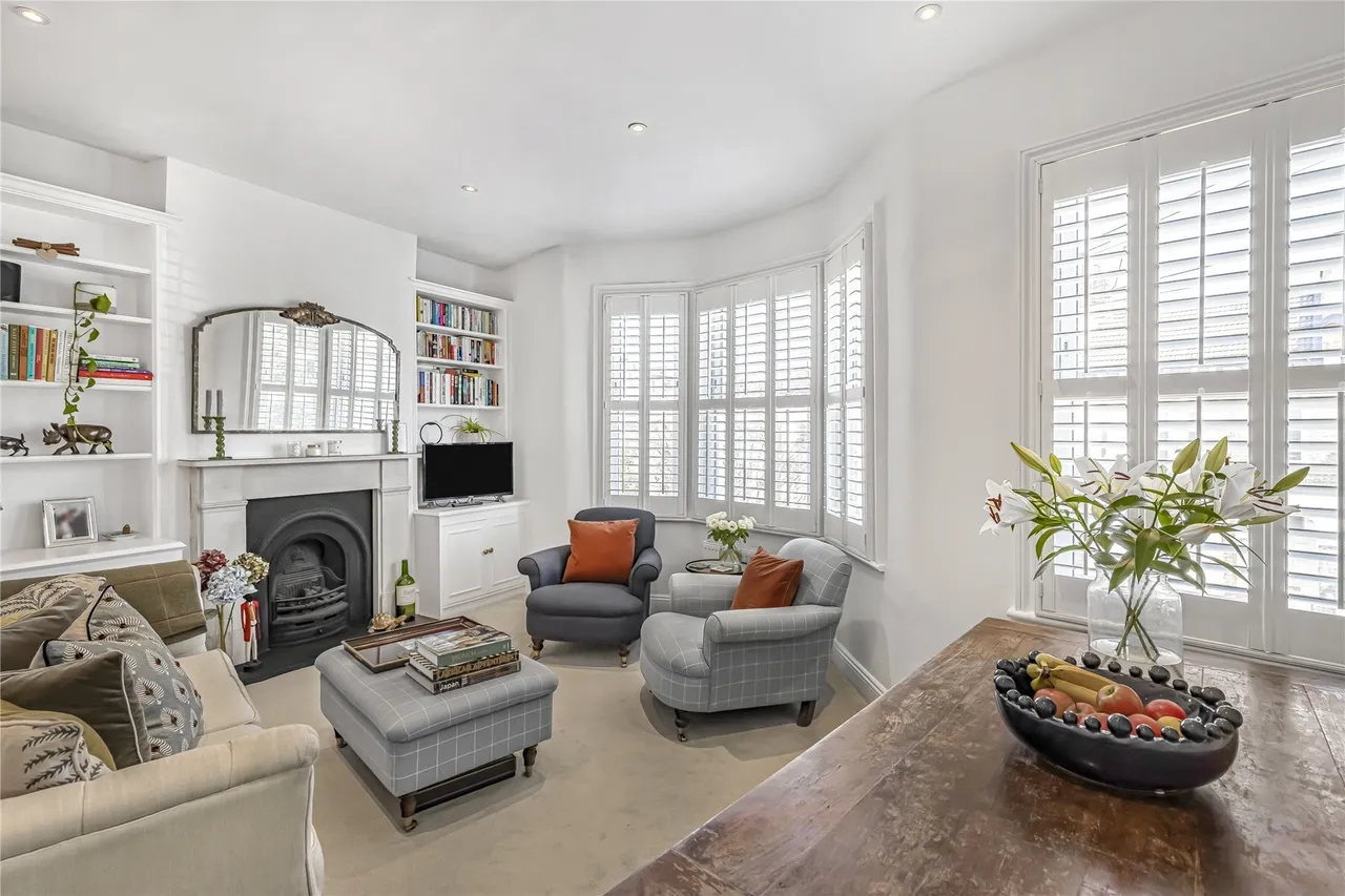 2 bed flat for sale — Glenrosa Street, Fulham, London, SW6