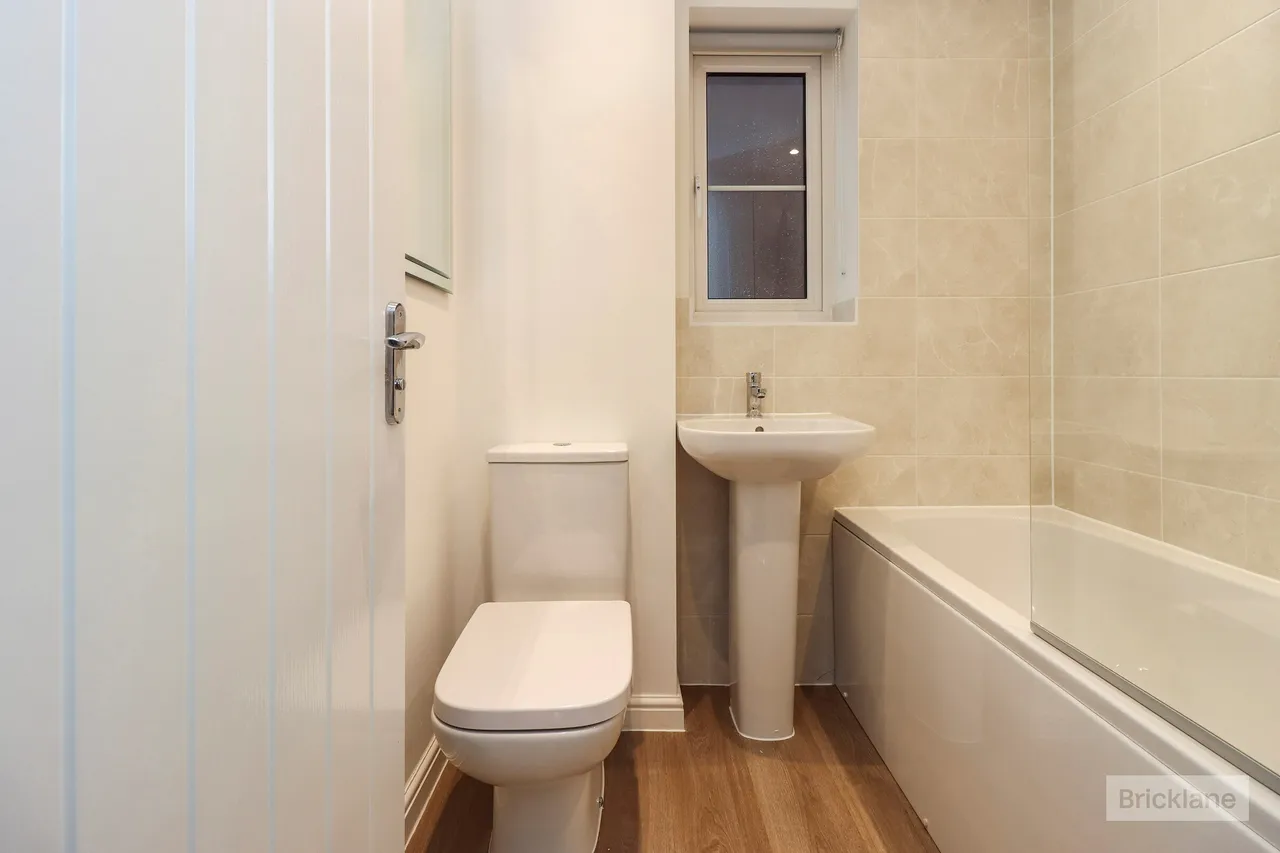 Stanier Drive, Market Harborough, LE16, photo 10
