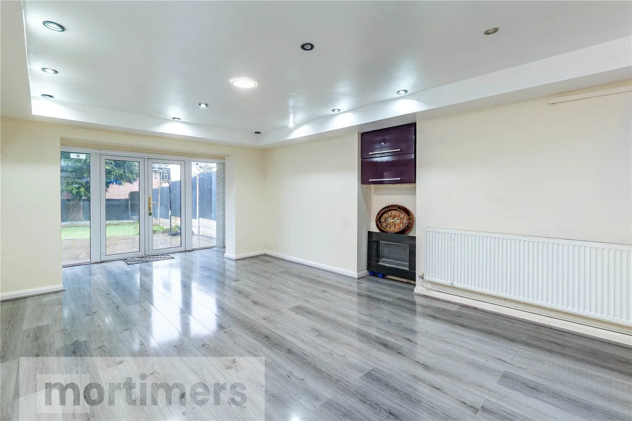 Lammack Road, Blackburn, BB1, photo 6