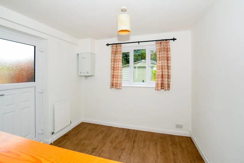 Japonica Close, Bicester, photo 11