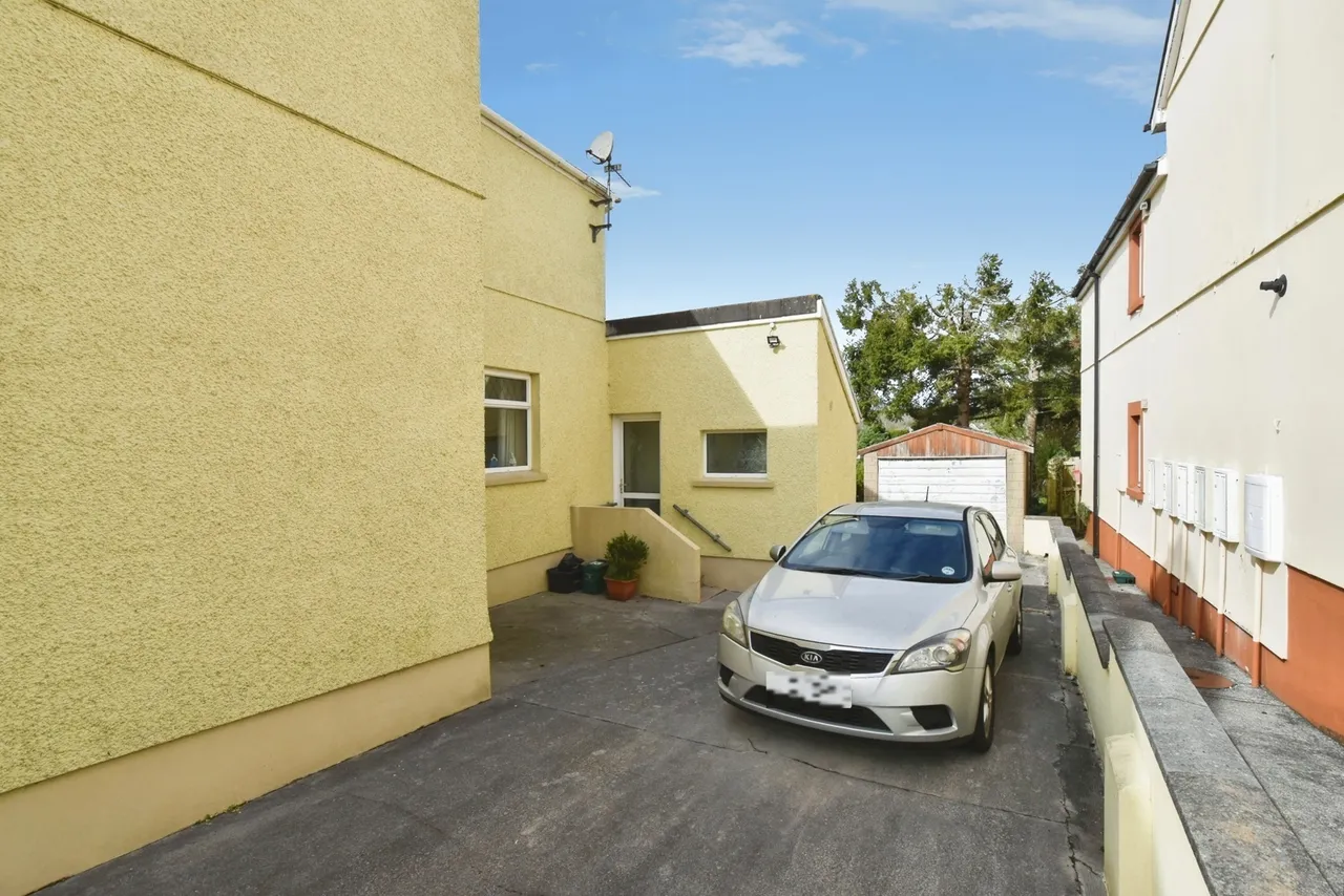Wind Street, Ammanford, SA18, photo 10