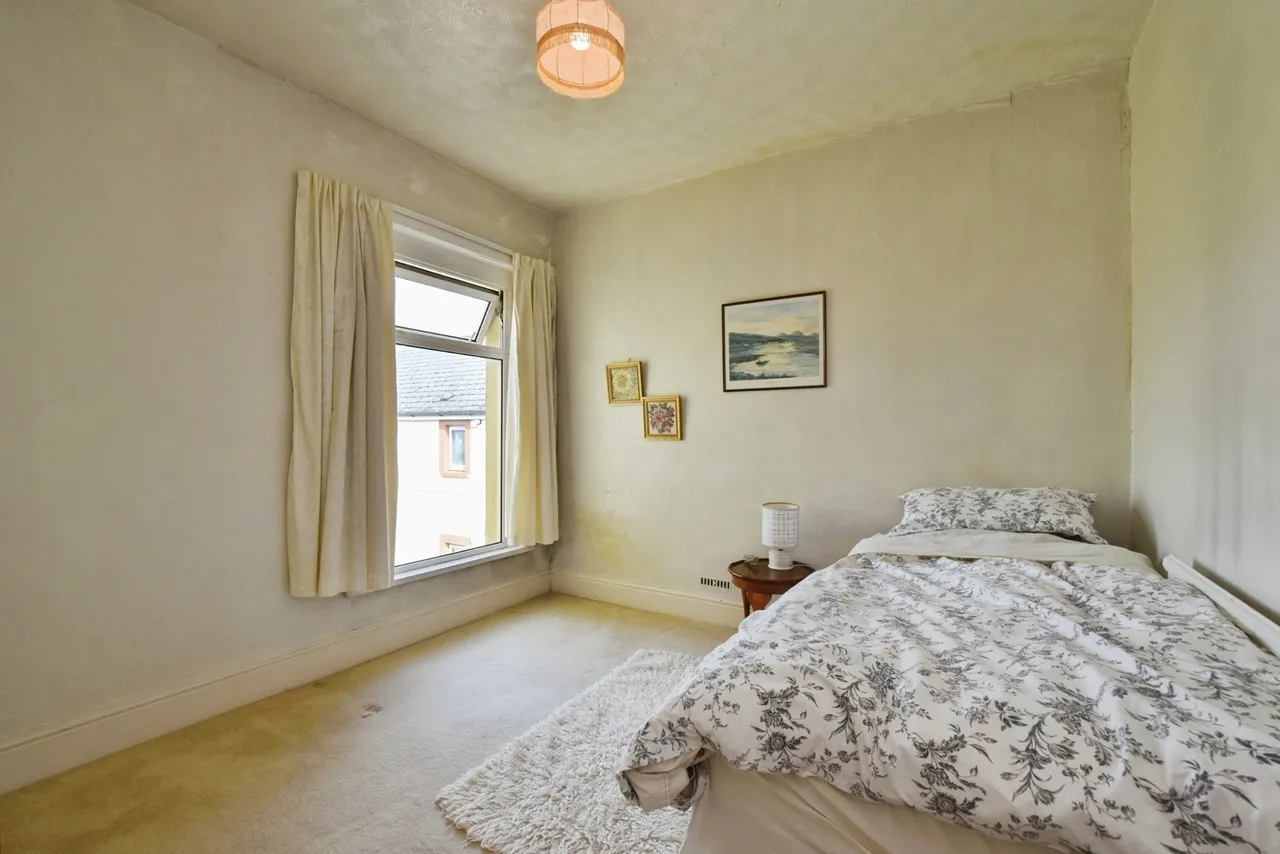 Wind Street, Ammanford, SA18, photo 14