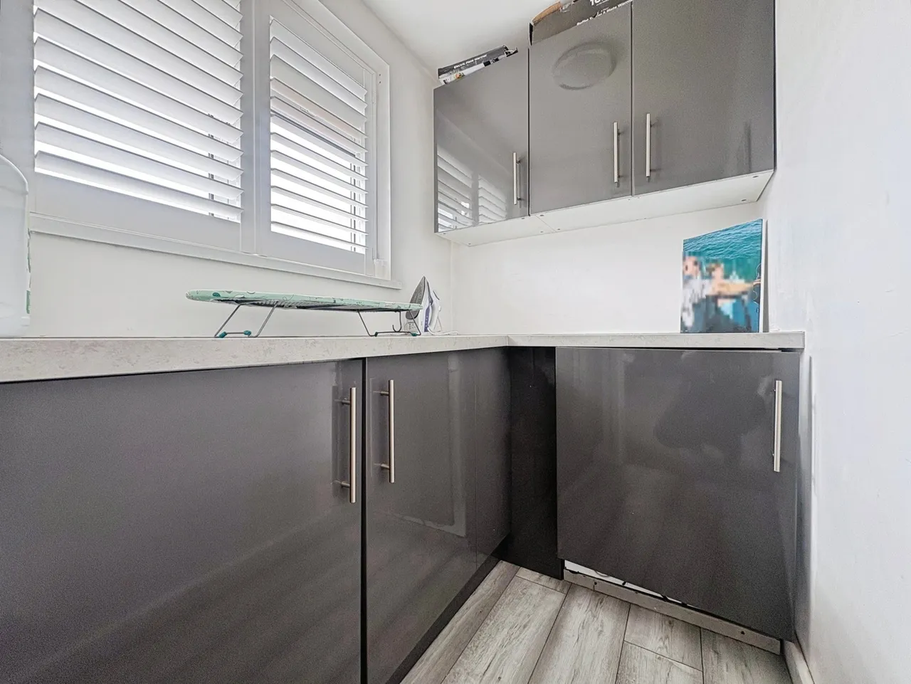 Woodside Road, Farnham, Surrey, GU9 9DT, photo 8