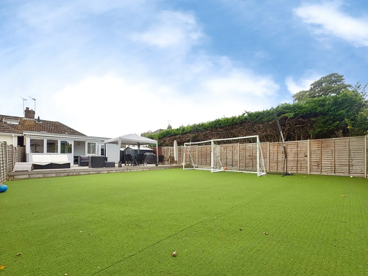 Woodside Road, Farnham, Surrey, GU9 9DT, photo 7