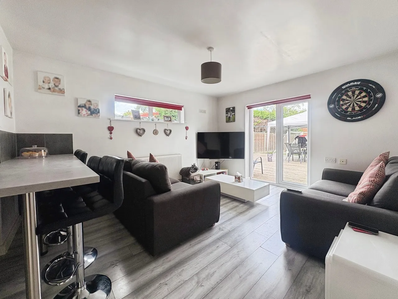 Woodside Road, Farnham, Surrey, GU9 9DT, photo 13