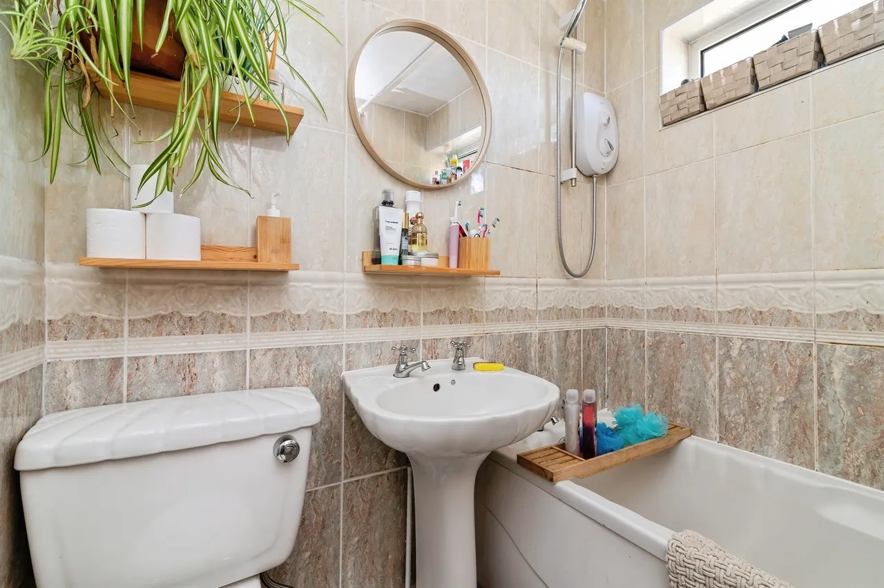 Third Avenue, Gedling, NG4, photo 11