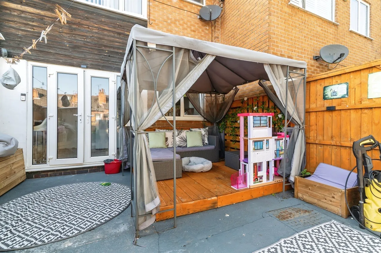 Third Avenue, Gedling, NG4, photo 4