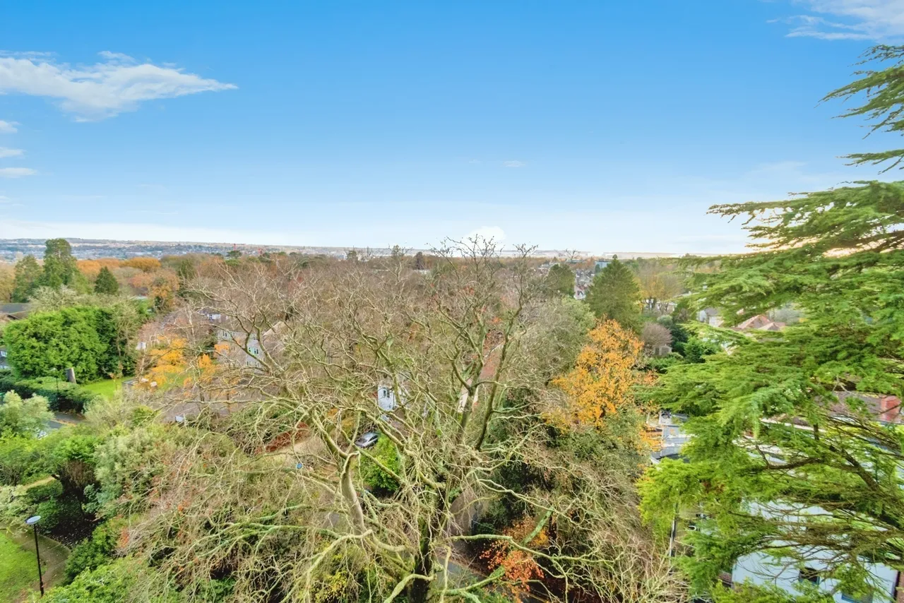 Bassett Avenue, Southampton, SO16, photo 4