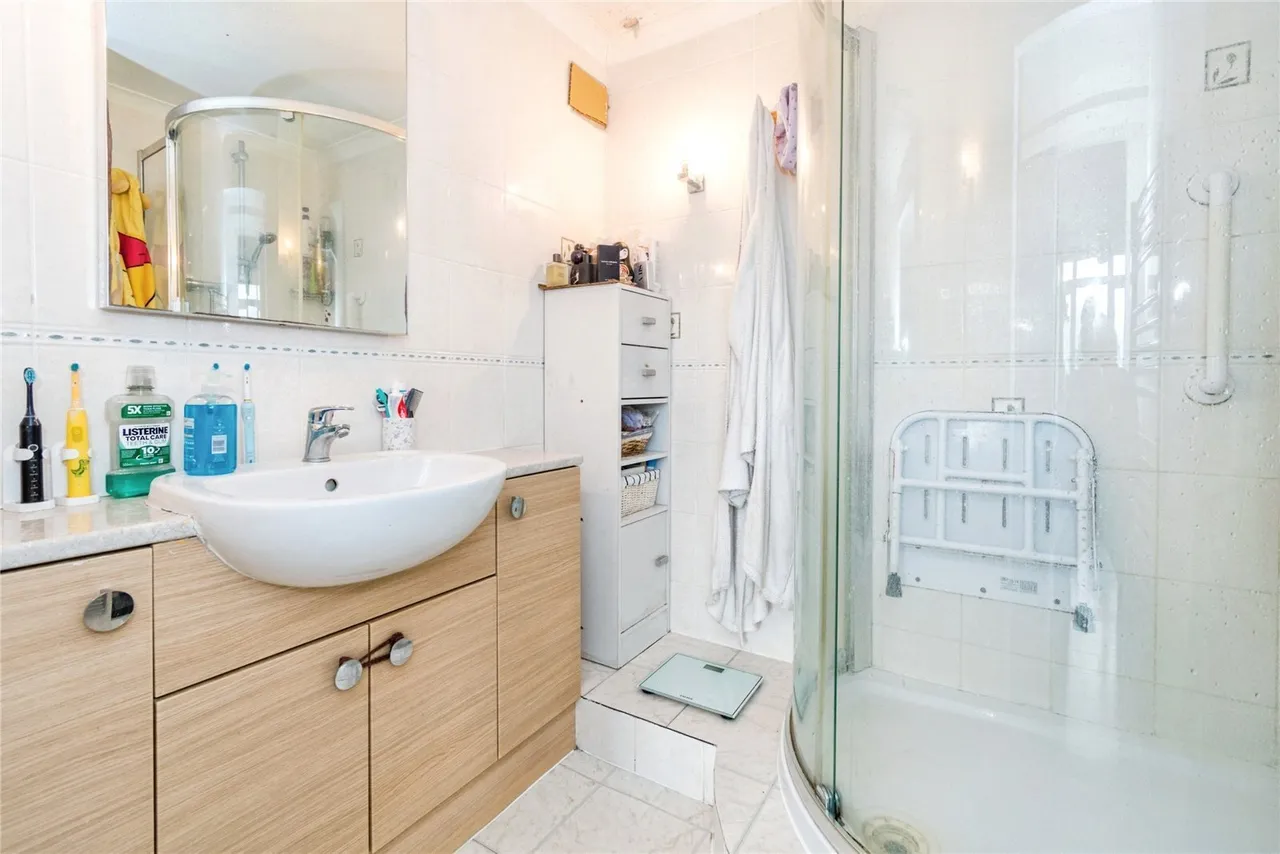 Bassett Avenue, Southampton, SO16, photo 10