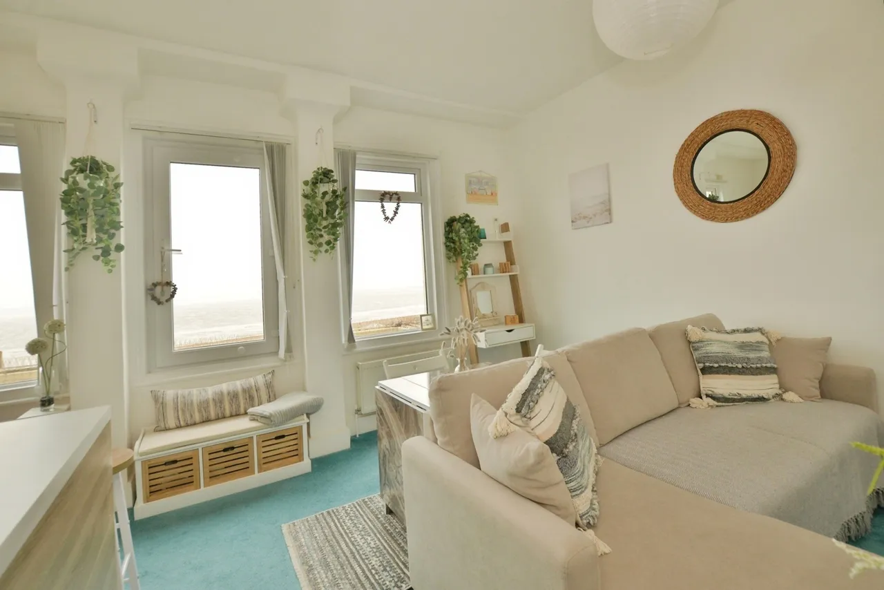 Victoria Road, Littlestone, New Romney, Kent, TN28, photo 9