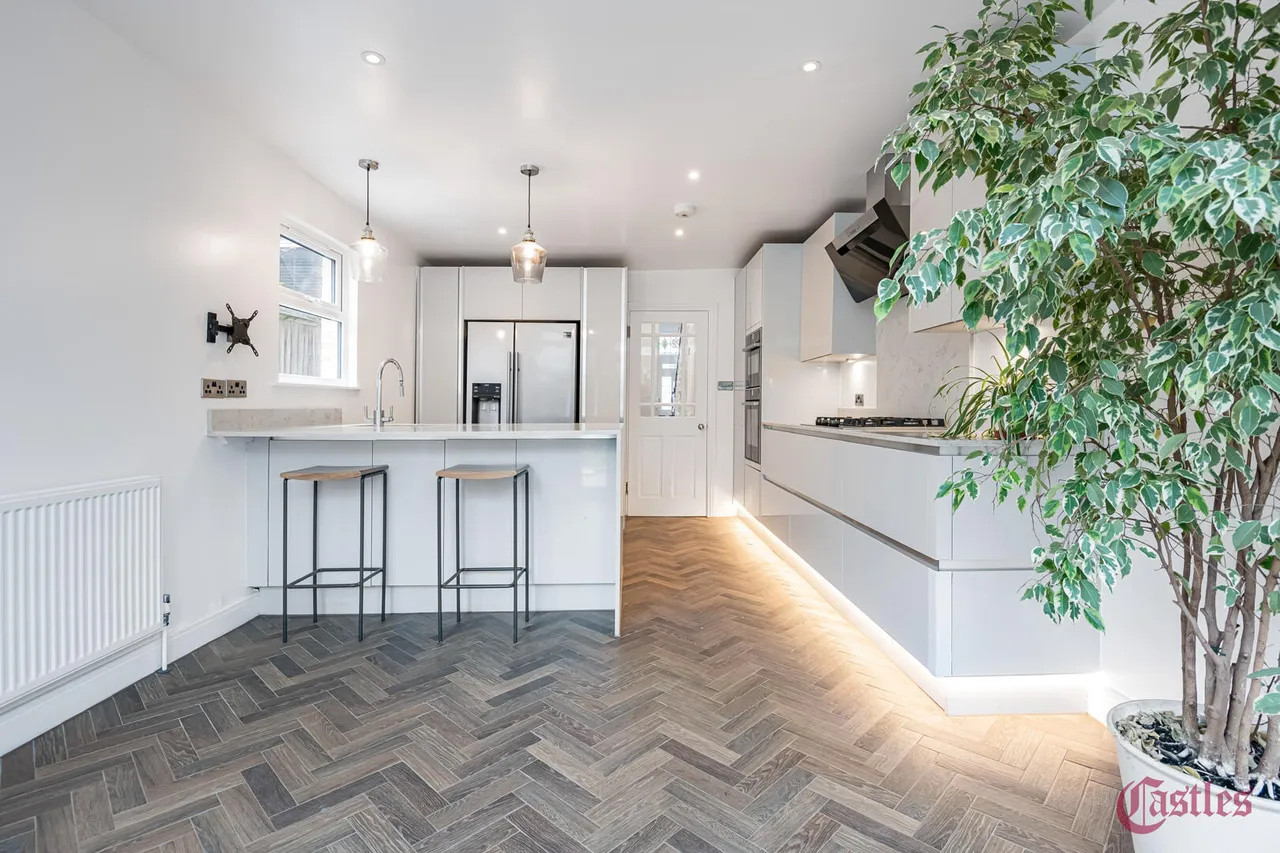 Pemberton Road, N4, photo 15