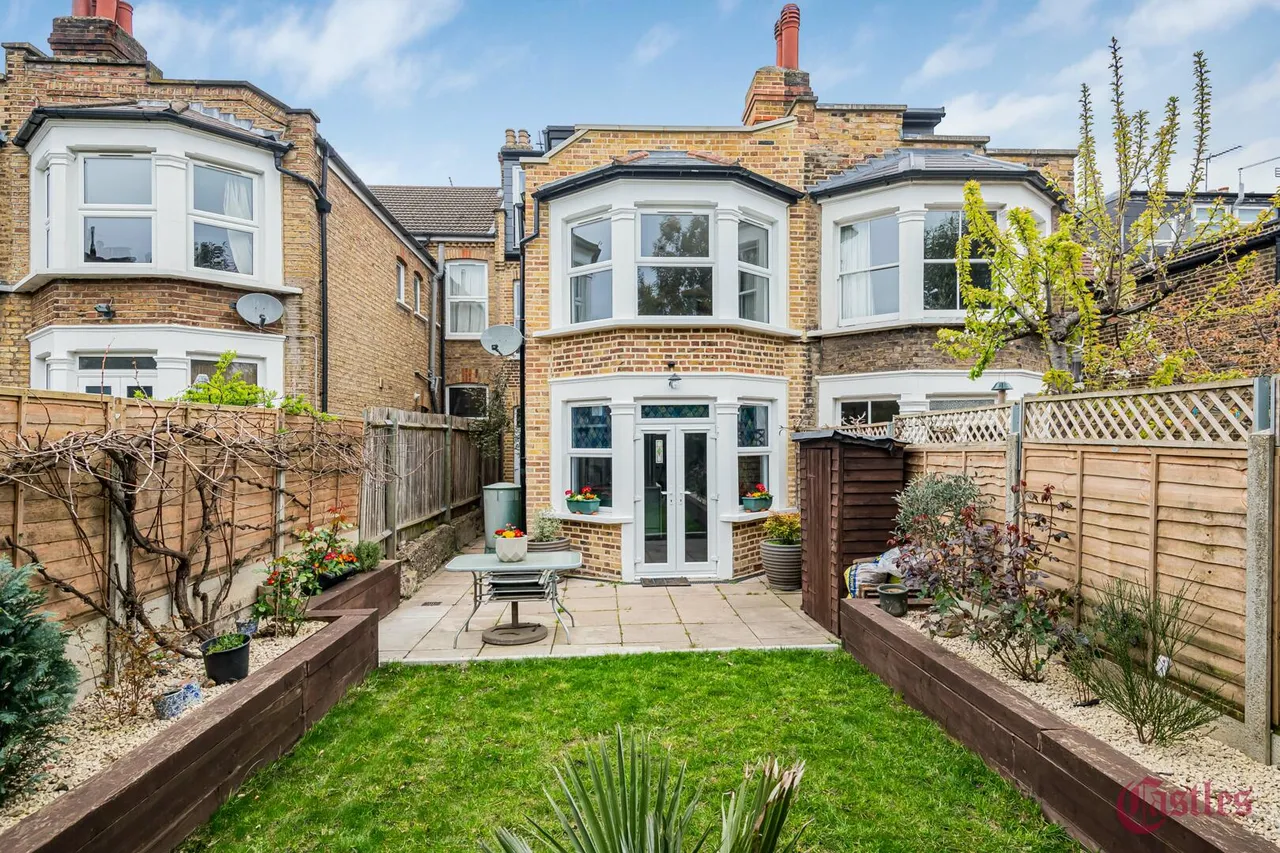 Pemberton Road, N4, photo 17