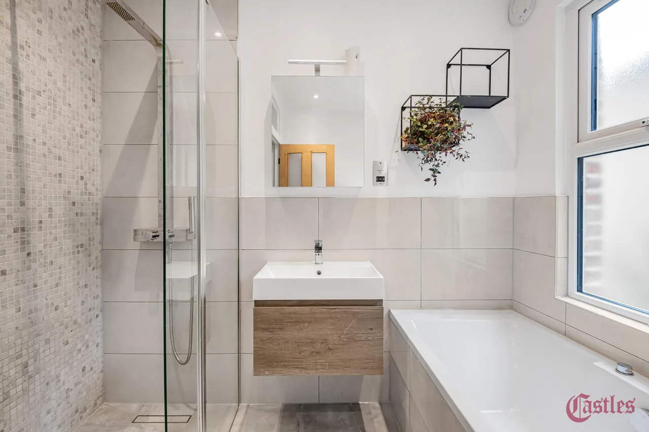 Pemberton Road, N4, photo 20