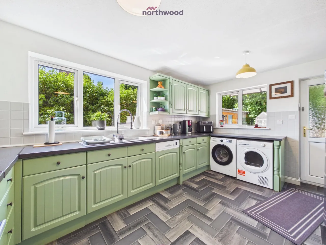 Mostyn Road, Wrexham, LL11, photo 9
