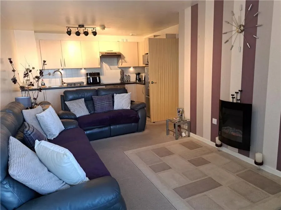 2 bed flat for sale, Gunwharf Quays, Portsmouth, PO1