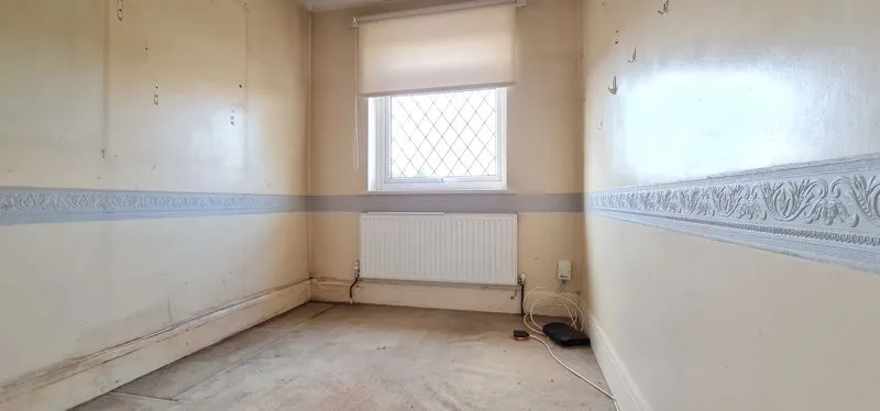 Bridgwater Drive, Westcliff-On-Sea, Essex, SS0 0DH, photo 10
