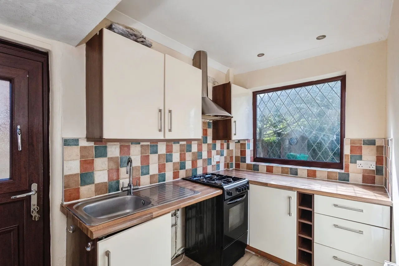 Albert Gardens, Manchester, M40, photo 4