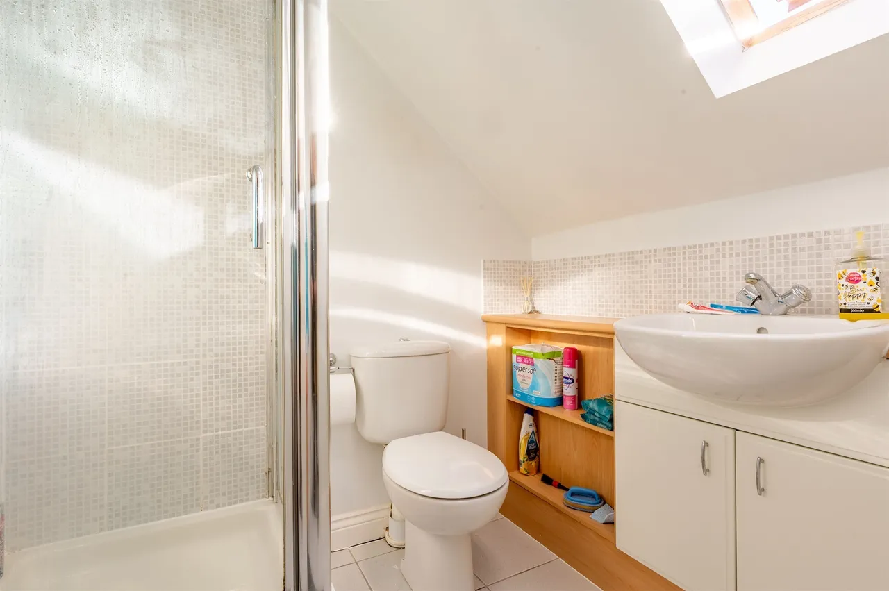 Thistle Drive, Kettering, NN14, photo 10