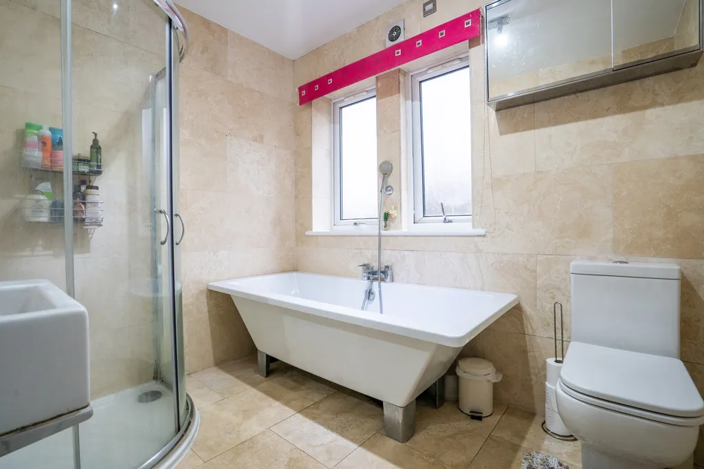 Long Croft View, Batley, photo 18