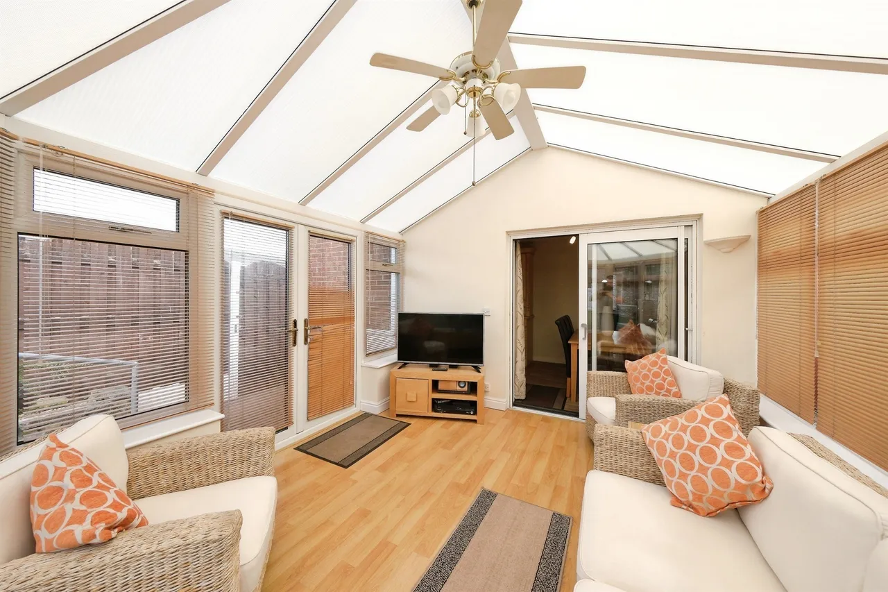 Lambcote Way, Maltby, Rotherham, photo 6