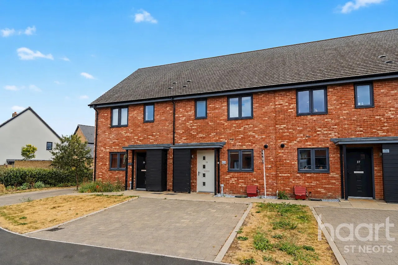 3 bed house for sale, Heathcote Crescent, Huntingdon, PE28