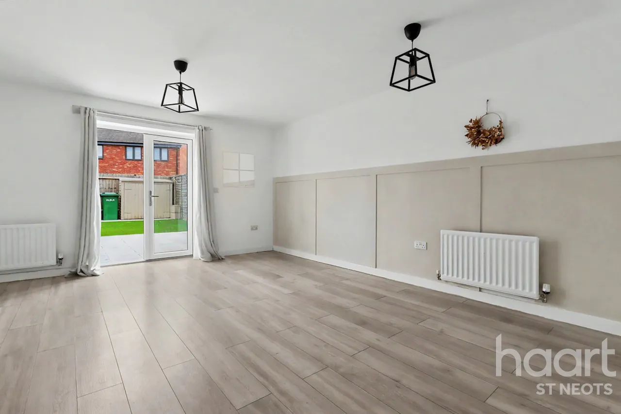 Heathcote Crescent, Huntingdon, PE28, photo 7