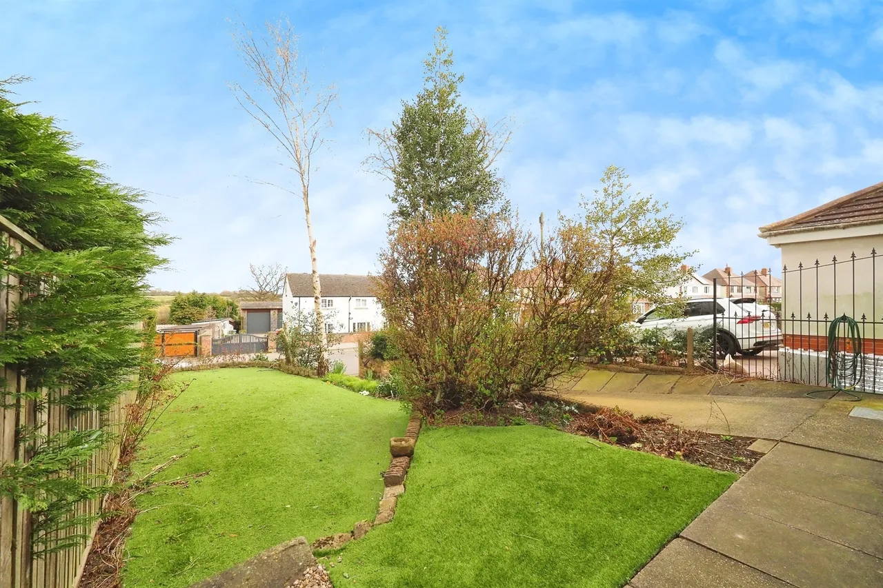 Parkside, Heage, DE56, photo 18