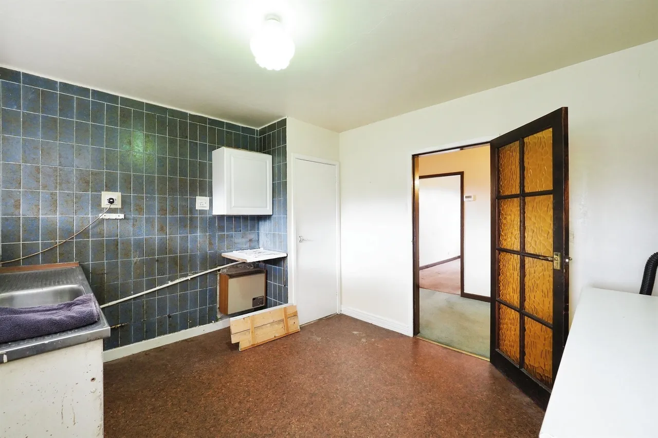 Parkside, Heage, DE56, photo 3