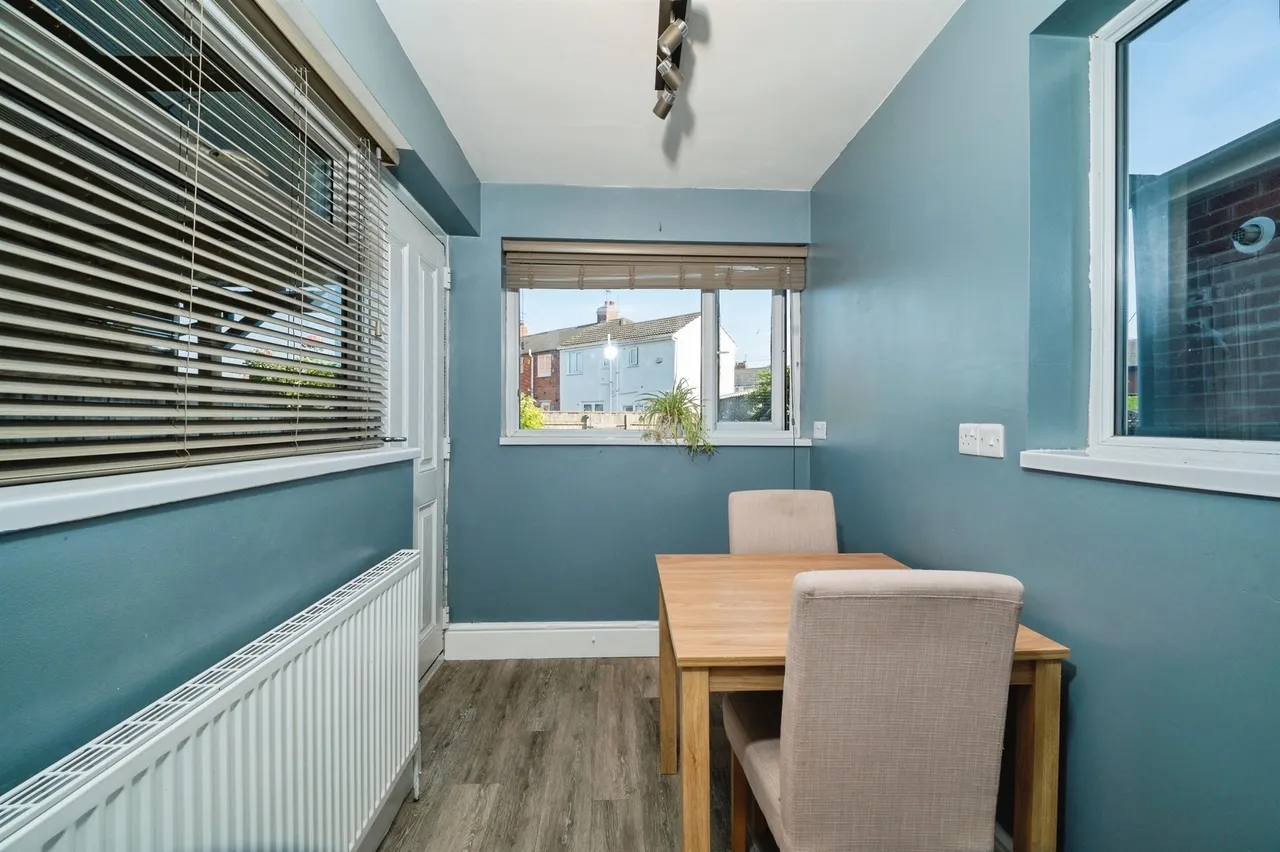 Hotham Road South, Hull, photo 8