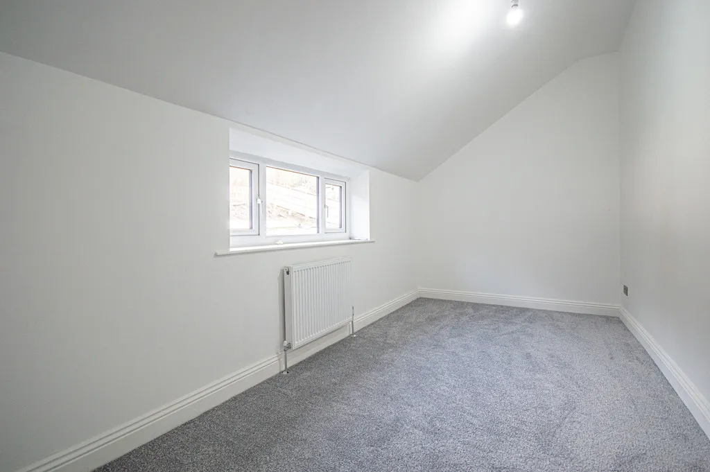 Whitley Road, photo 20