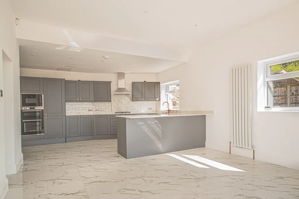 Whitley Road, photo 7