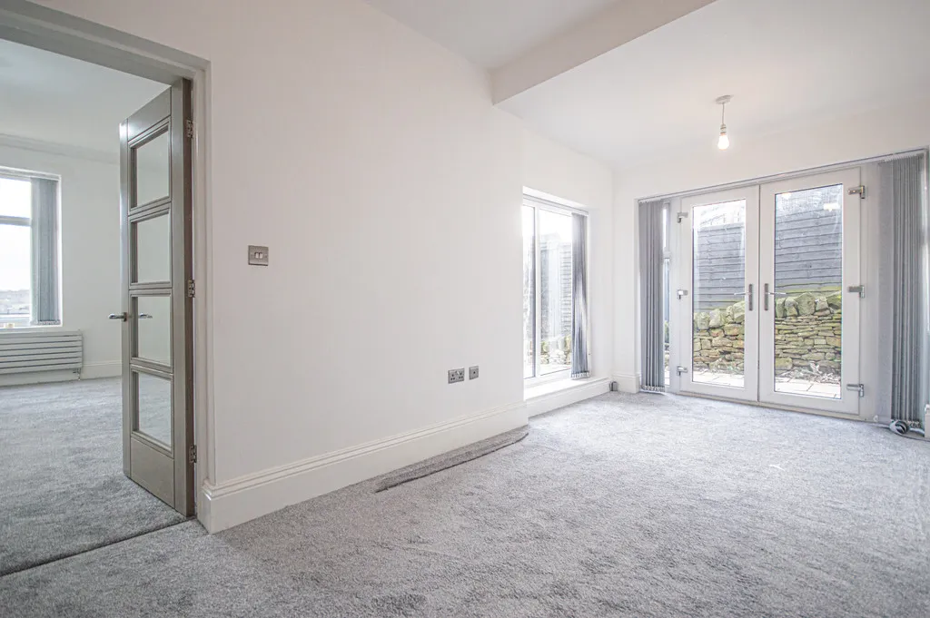 Whitley Road, photo 12