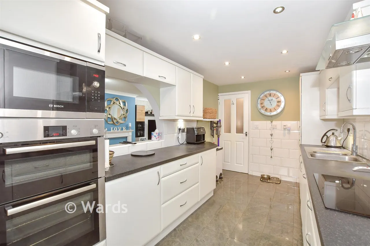 Laburnum Drive, Larkfield, ME20, photo 4