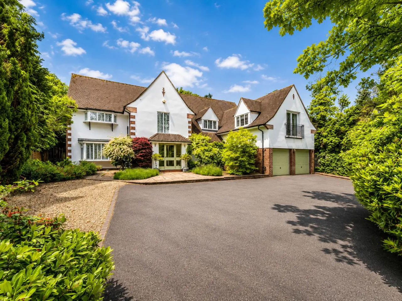 5 bed house for sale — Moor Hall Drive, Sutton Coldfield, B75 6LP